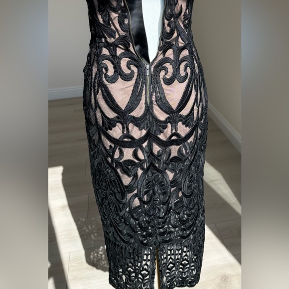 Black Cream Lace Elegant Midi Dress| Bardot|Size 4/XS - Picture 6 of 9